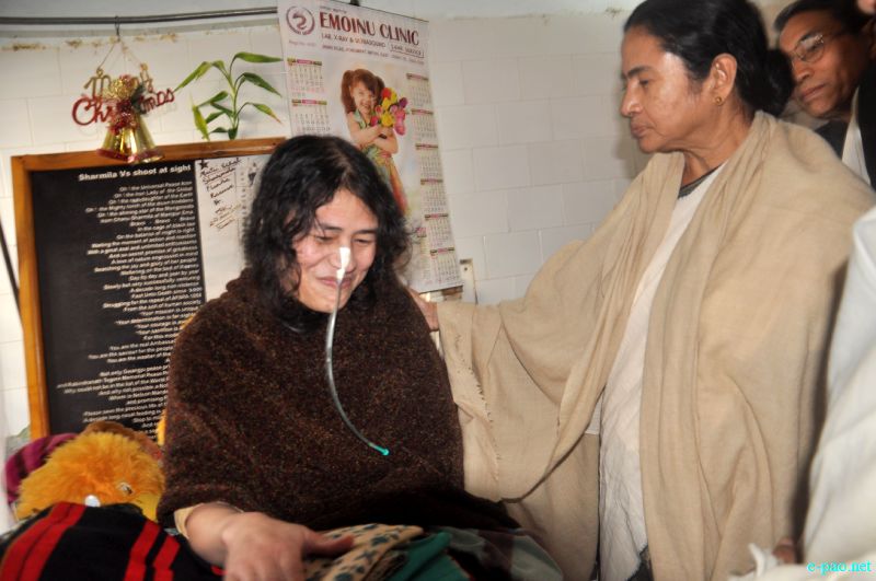 Mamata Banerjee on her maiden visit to Manipur meets with Irom Sharmila on January 25, 2012