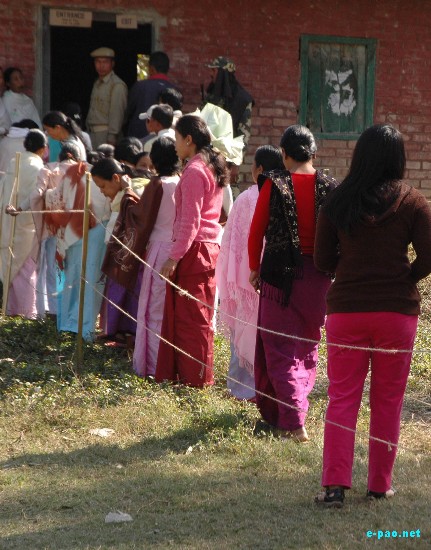 Polling at Moirang by-election ::  Dec 27, 2008