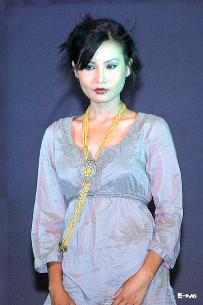 Reliance Mobile's Potpourri Fashion :: 14th September 2008