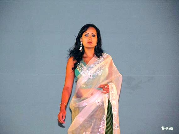 Reliance Mobile's Potpourri Fashion :: 14th September 2008