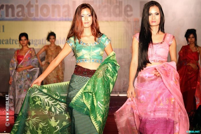 Fashion Show at IITF in New Delhi, India :: 23 November 2011