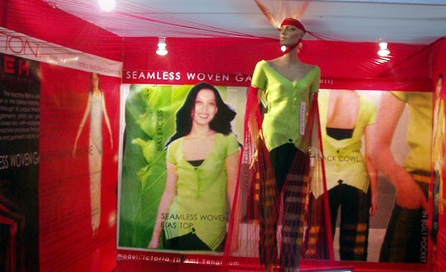Yengkhom Devson's Seamless Garment Machine