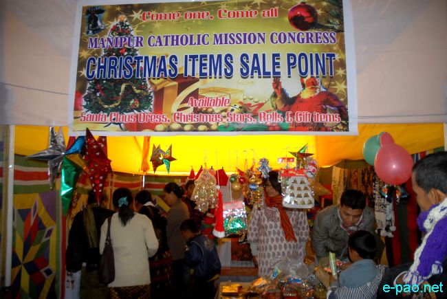 A Christmas shopping in Imphal city :: 12 December 2010