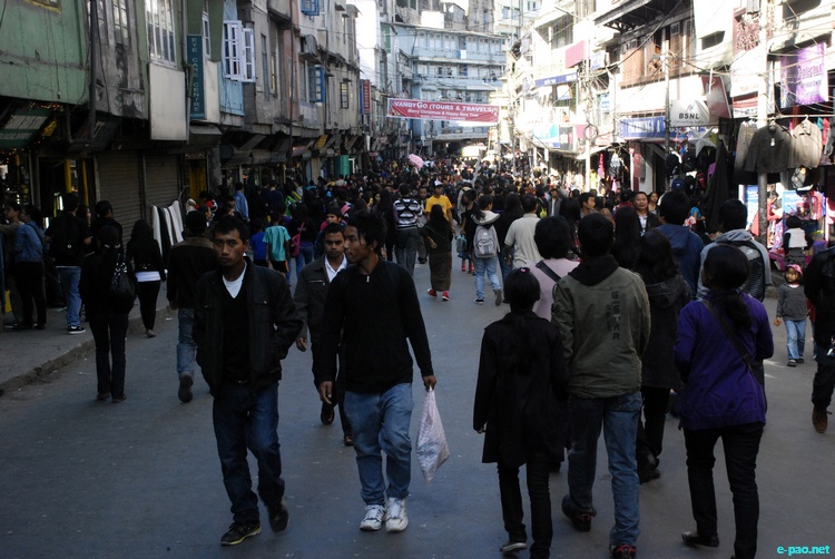 Christmas shopping and Christmas themed Traffic Points of Aizawl, Mizoram  :: 23 December 2011