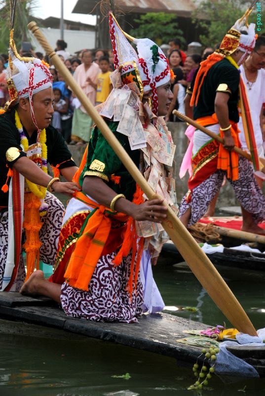 Heikru Hidongba - traditional boat race festival of Manipur celebrated at Bijoy Govinda Thangapat, Imphal :: September 26 2012