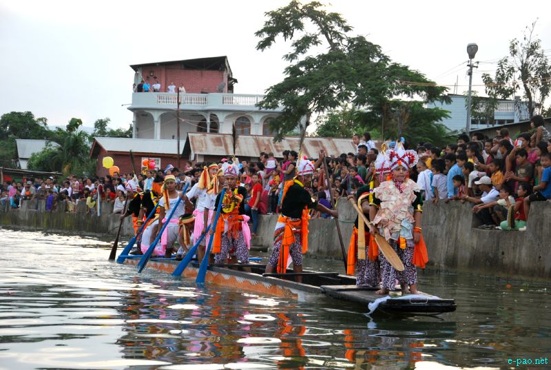 Heikru Hidongba - traditional boat race festival of Manipur celebrated at Bijoy Govinda Thangapat, Imphal :: September 26 2012