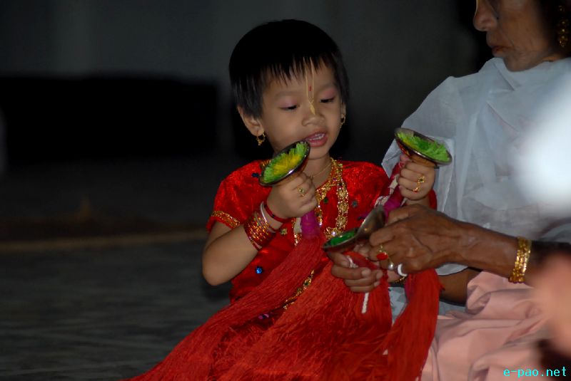 Jhulon Celebration at Kwakeithel :: August 20 2010
