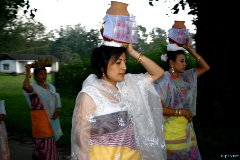 'Mera Chaoren Houba' - Age old traditional and religous function - was observed :: October 16 2012