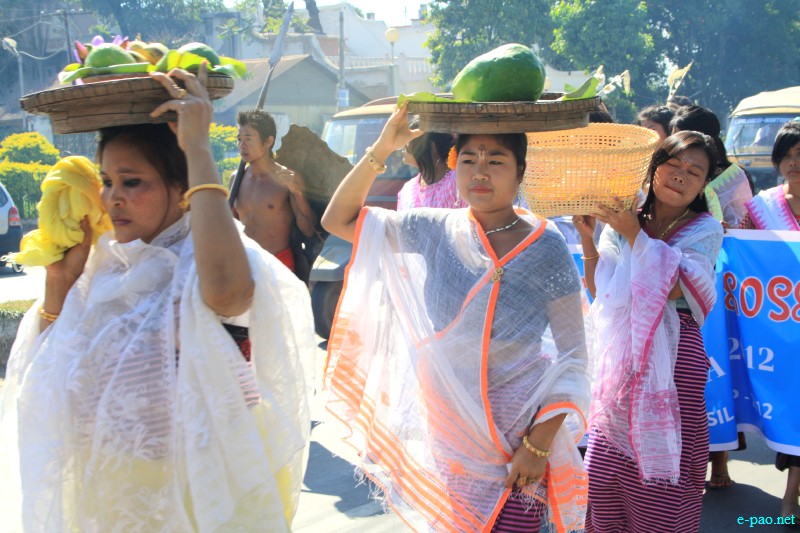 Mera Houchongba  : re-affirming close bond and ties between hill and valley people at Sana Konung ::  29 Oct 2012
