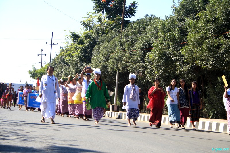 Mera Houchongba  : re-affirming close bond and ties between hill and valley people at Sana Konung ::  29 Oct 2012