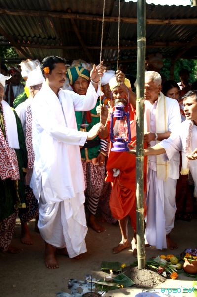 Mera Houchongba : re-affirming close bond and ties between hill and valley people at Kangla :: 29 Oct 2012