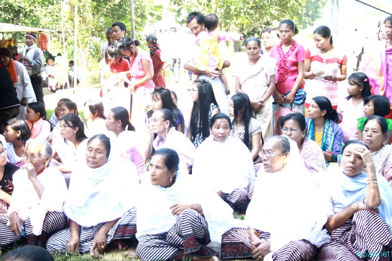 Mera Houchongba : re-affirming close bond and ties between hill and valley people at Kangla :: 29 Oct 2012