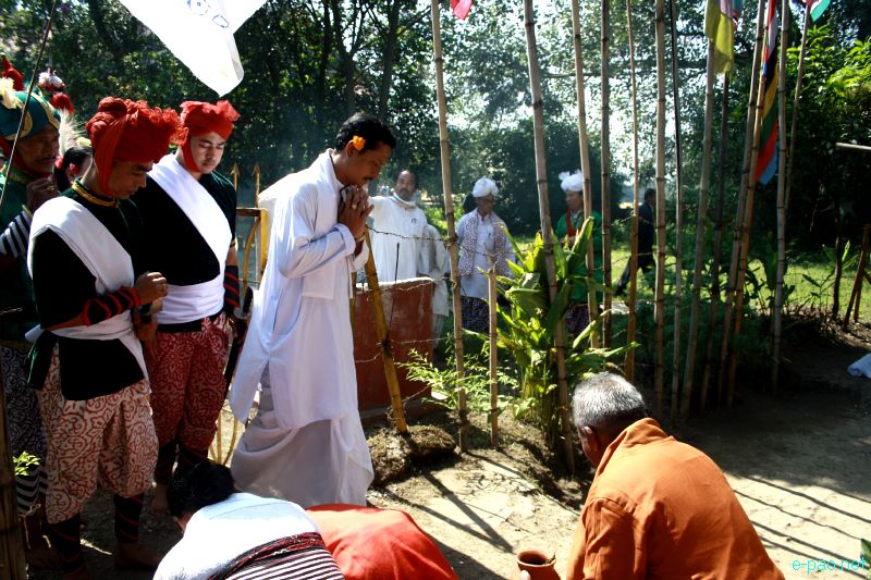 Mera Houchongba : re-affirming close bond and ties between hill and valley people at Kangla :: 29 Oct 2012