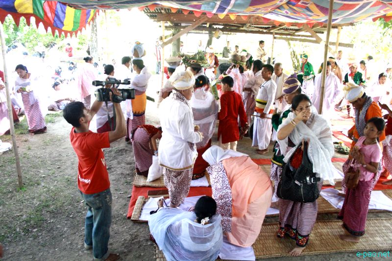Mera Houchongba : re-affirming close bond and ties between hill and valley people at Kangla :: 29 Oct 2012