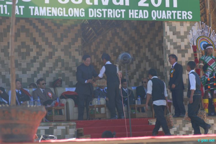 Zeliangrong Dance Presentation at 8th State Level Orange festival 2011 at Tamenglong :: 16 Dec 2011
