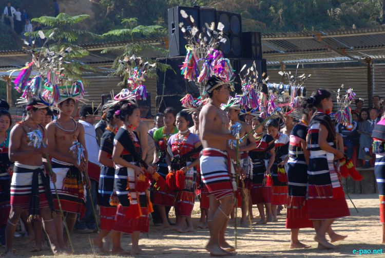 Zeliangrong Dance Presentation at 8th State Level Orange festival 2011 at Tamenglong :: 16 Dec 2011