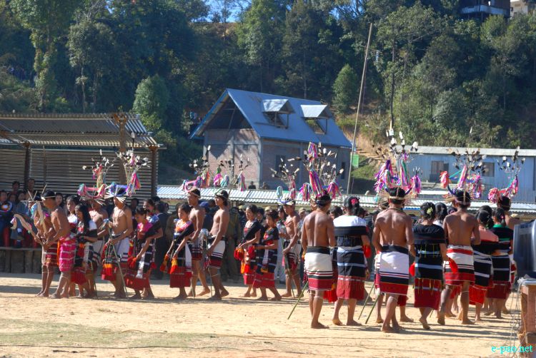 Zeliangrong Dance Presentation at 8th State Level Orange festival 2011 at Tamenglong :: 16 Dec 2011