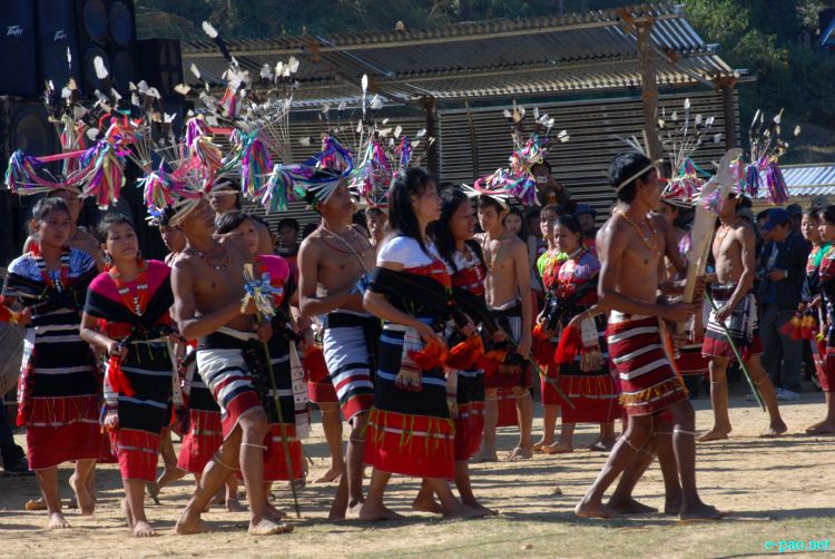 Zeliangrong Dance Presentation at 8th State Level Orange festival 2011 at Tamenglong :: 16 Dec 2011
