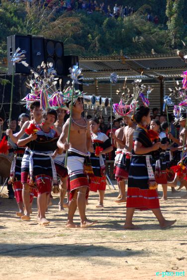 Zeliangrong Dance Presentation at 8th State Level Orange festival 2011 at Tamenglong :: 16 Dec 2011