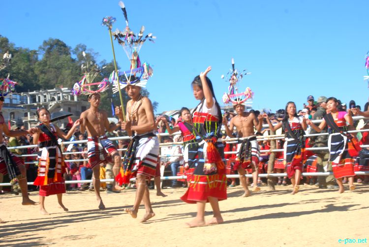 Zeliangrong Dance Presentation at 8th State Level Orange festival 2011 at Tamenglong :: 16 Dec 2011