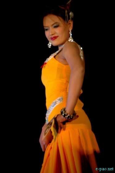 Orange Queen Competition at 8th State Level Orange Festival 2011 :: December 17 2011