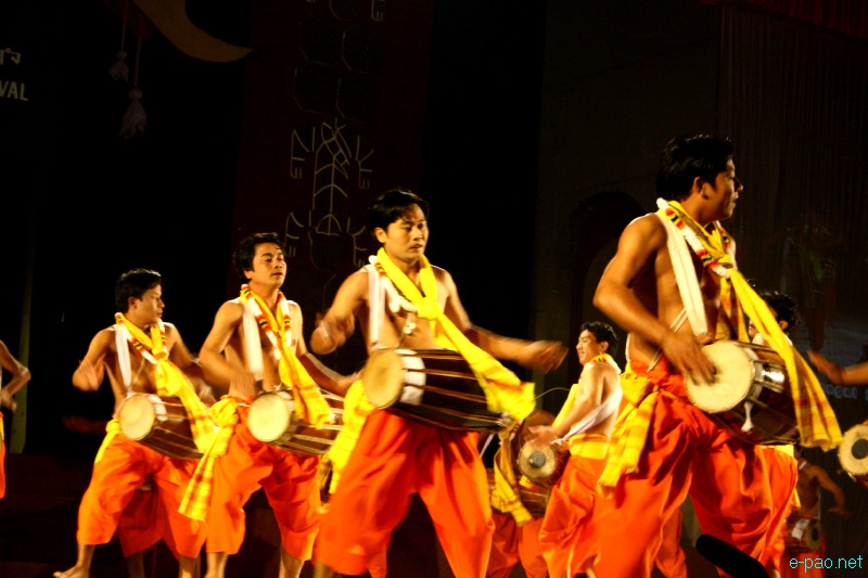 Dhon Dhollak Chollom performance at Manipur Sangai Festival 2012 (Day 2) :: 22 Nov 2012