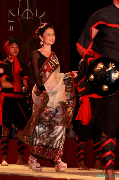 Fashion show featuring personalities of Manipur at Manipur Sangai Tourism Festival 2012 :: 29 Nov 2012