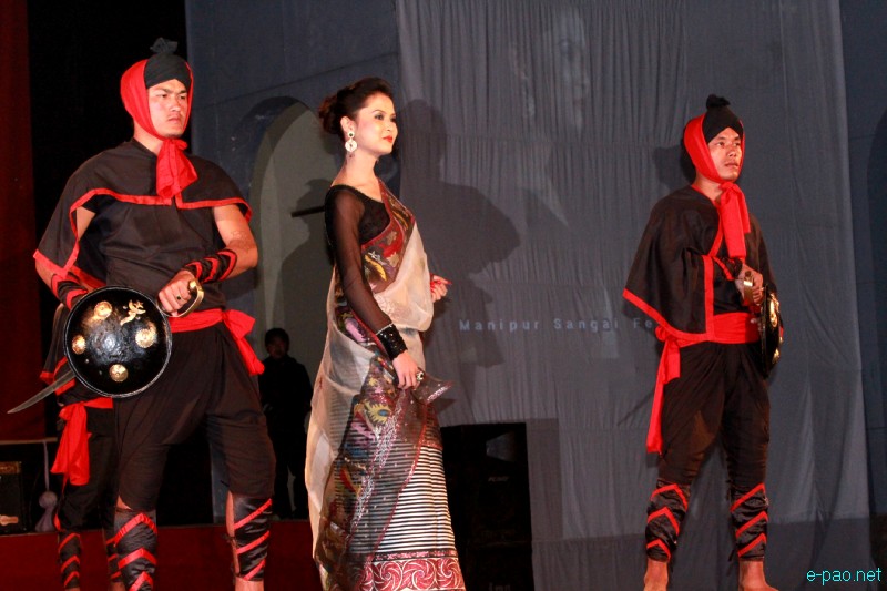 Fashion show featuring personalities of Manipur at Manipur Sangai Tourism Festival 2012 :: 29 Nov 2012