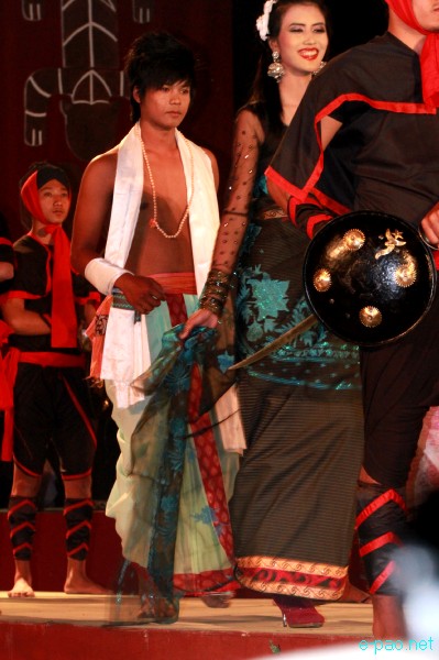 Fashion show featuring personalities of Manipur at Manipur Sangai Tourism Festival 2012 :: 29 Nov 2012