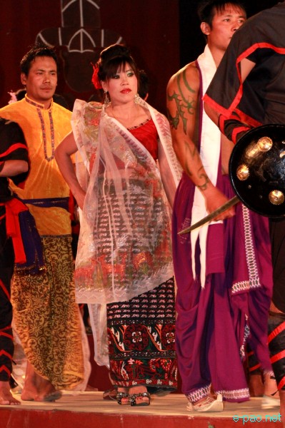 Fashion show featuring personalities of Manipur at Manipur Sangai Tourism Festival 2012 :: 29 Nov 2012