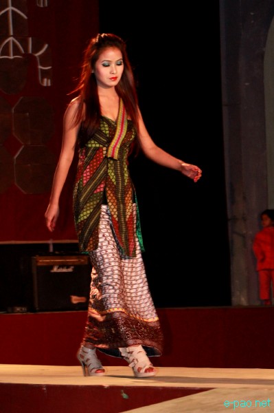 Fashion show featuring personalities of Manipur at Manipur Sangai Tourism Festival 2012 :: 29 Nov 2012