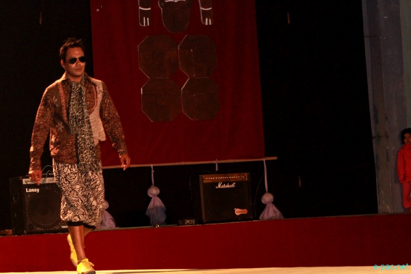 Fashion show featuring personalities of Manipur at Manipur Sangai Tourism Festival 2012 :: 29 Nov 2012