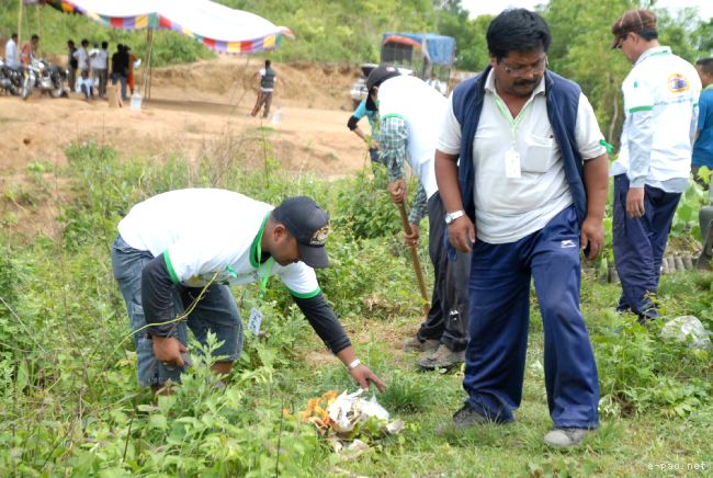 Tree Plantation - 2nd edition of Mother Earth Memorial Month :: May 22 2010