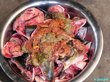 Fish (Rou and others) preparation as part of Ningol Chakkouba :: October 2011