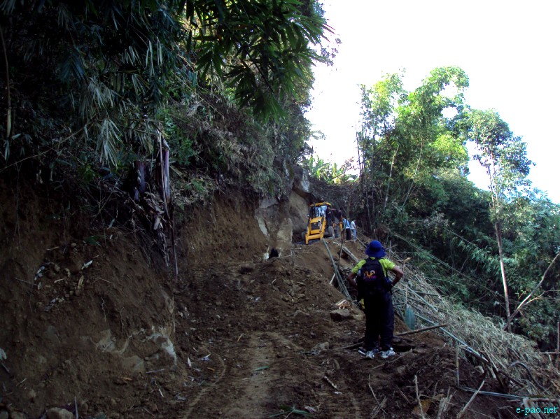 IT Road, Tamei, Magulong Kisha hill and Gaidelu Cave Exploration  during Sangai Tourism Festival 2012 :: November 2012