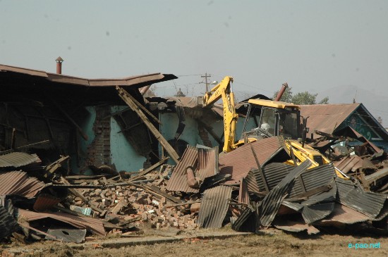 Govt destroys Family Quarters at Kangla :: January 31 2009