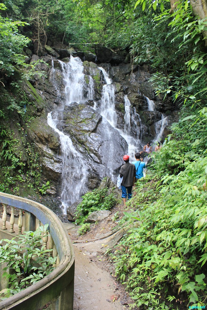 Ngaloi Water Fall, Ngaloi MOUl Village at Churachandpur and surrounding landscape of Churachandpur :: August 2012