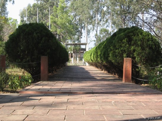 Japanese II World War Memorial :: 2007