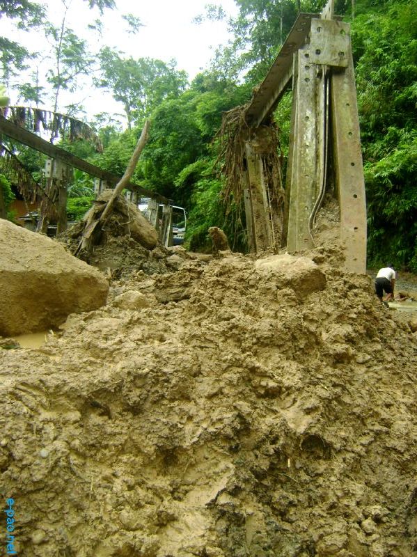Deplorable condition of NH-53, Imphal-Jiribam Road :: July 2010