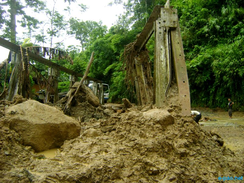 Deplorable condition of NH-53, Imphal-Jiribam Road :: July 2010