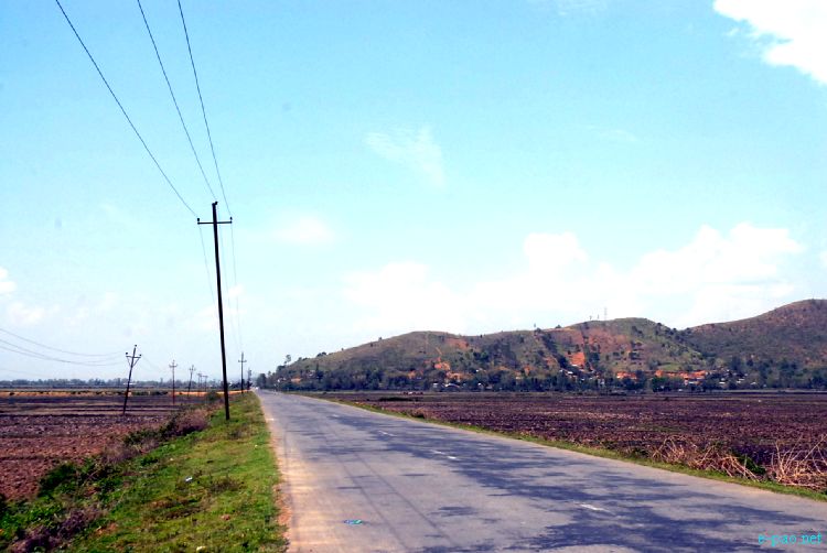 Landscape pictures of Manipur Valley as seen from Highway :: May 2012