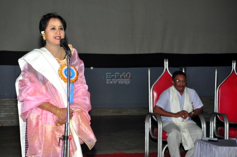Yairipok Thambalnu Amaga - Film premier :: September 2011