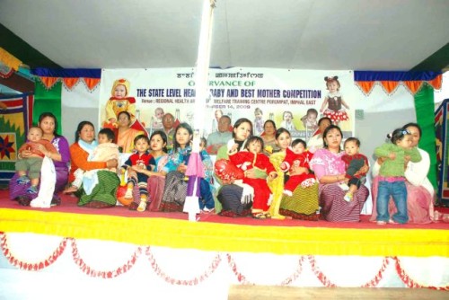 Healthy babies and their mothers at the state level Healthy Baby and Best Mother Competition in November 2009