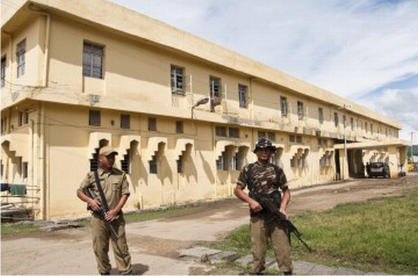 Policemen stands guard outside CCpur District Hospital as security has been beef-up across the district due to the CDSU and JPO strike