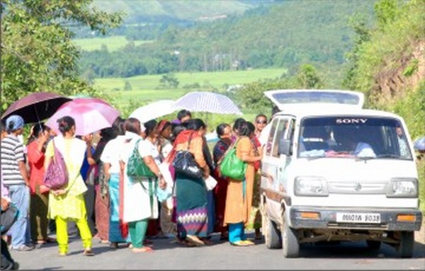 A vehicle being checked at Thamnapokpi area