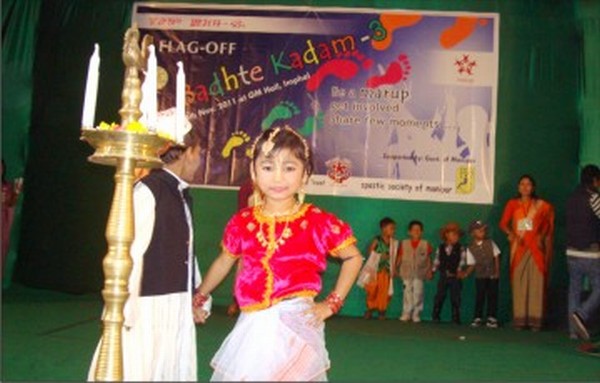 Children at the kick off function of Badhte Kadam-3 at GM Hall