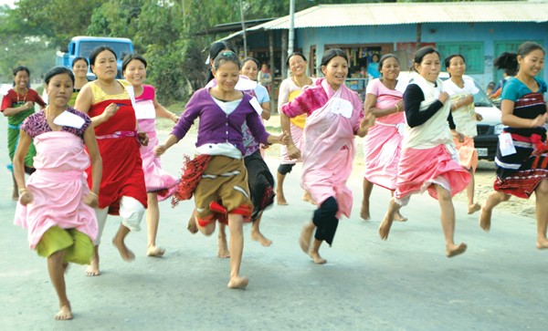 Womenfolk of different communities taking part in the Nupi Lal memorial race at Khumbong