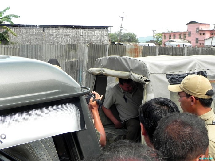 Commerce and Industries Minister Yumkham Erabot claims nabbing trouble makers near his residence :: October 04 2011