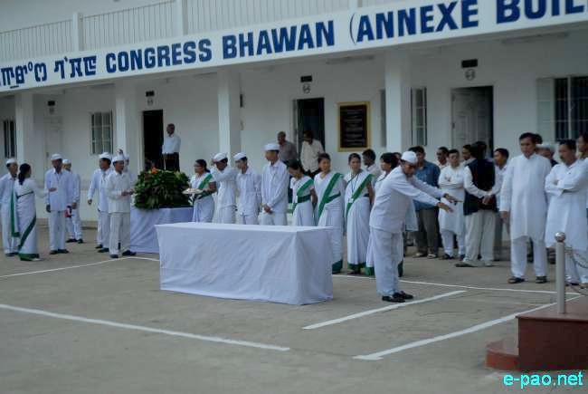 Paying tribute to (Late) MLA Elangbam Suraj at Congress Bhavan, Imphal :: August 19 2011