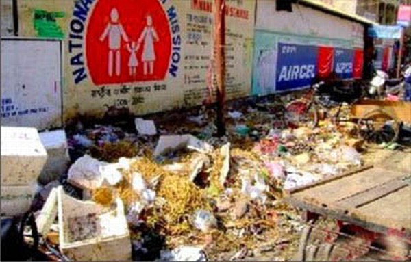 Garbage piled up in Imphal
